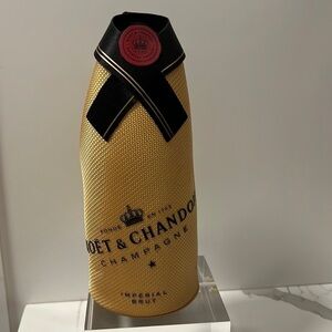 Moët & Chandon Champagne 750ml Bottle Zip Insulated Cooling Sleeve
